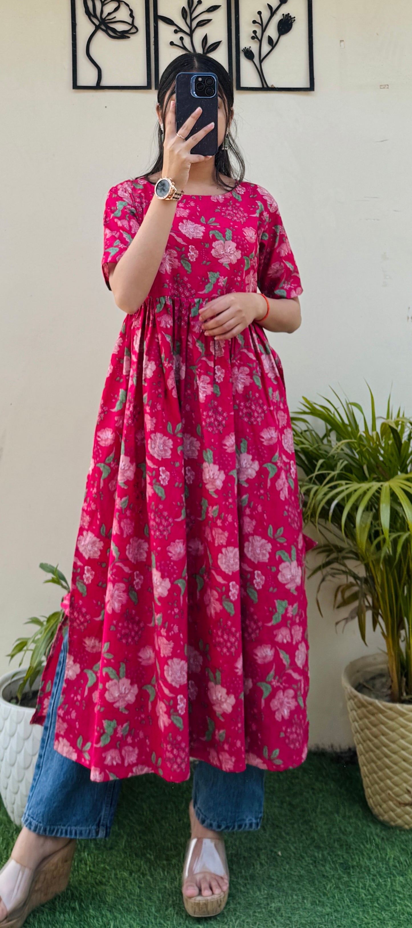 Cotton V-neck Lace Work Bellsleeves Long Kurti
