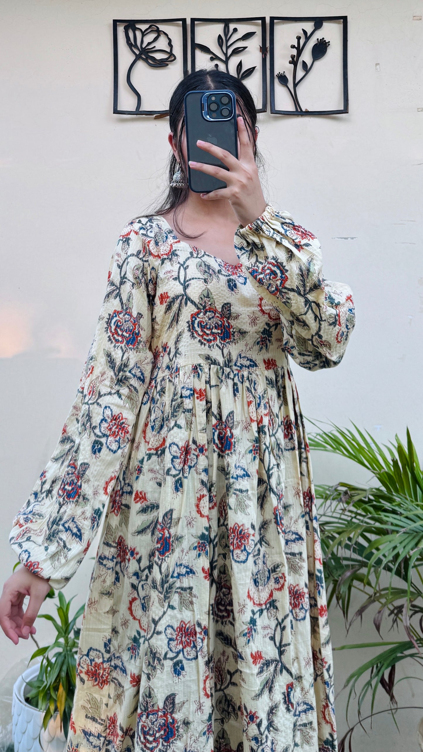Katha Cotton Cream Balloon Sleeves Long Kurti