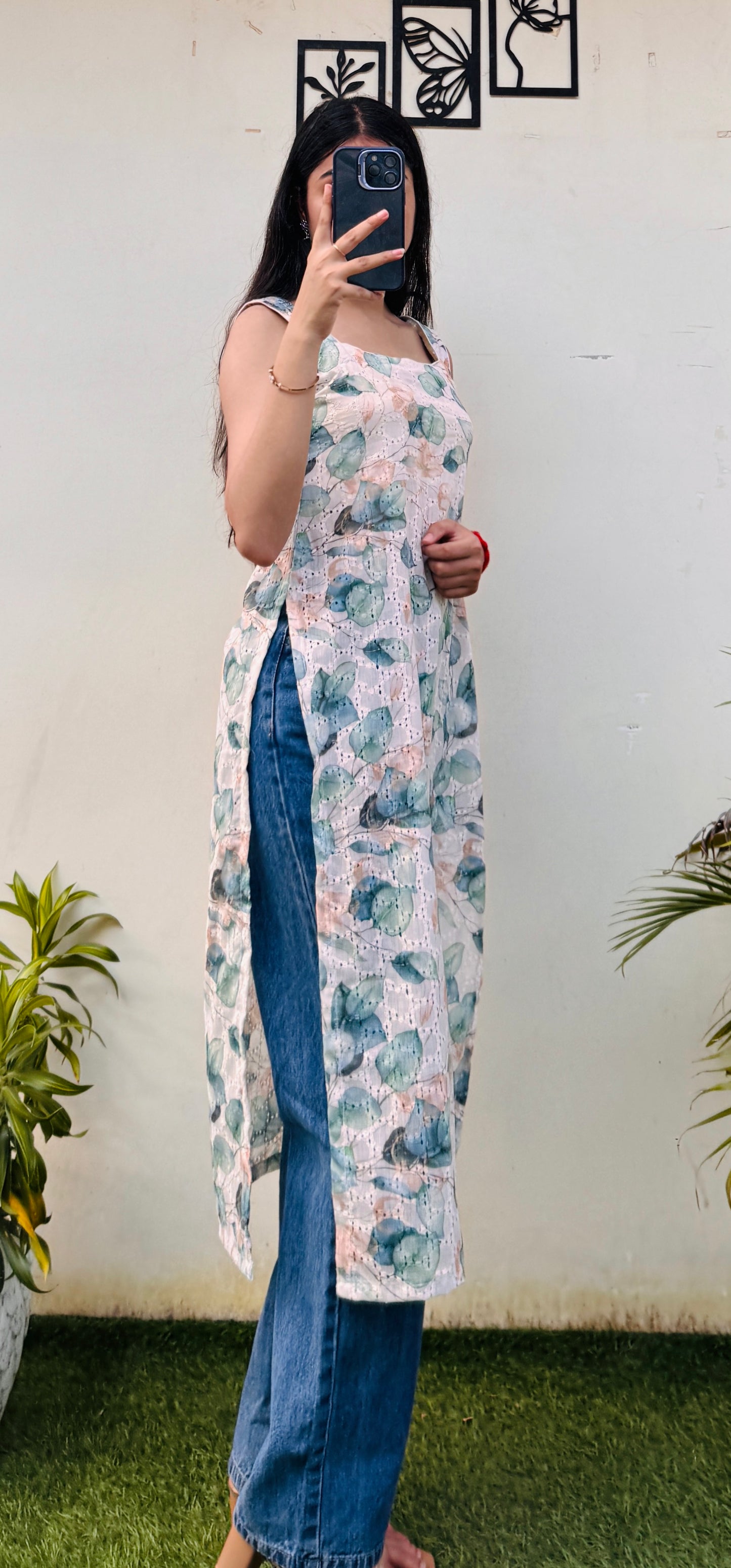 Straight Backless Kurti