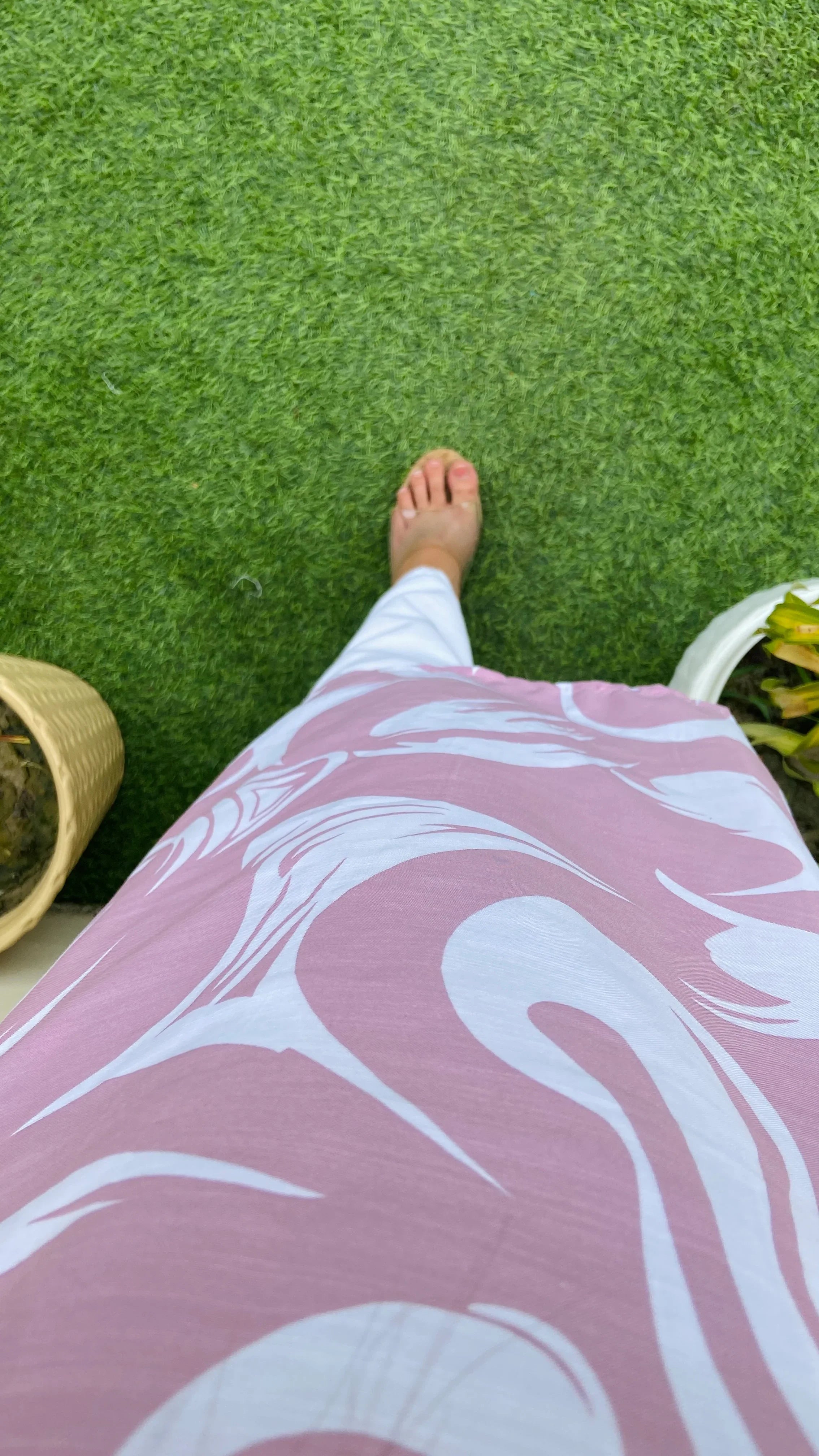 Cotton Kurti Pant Set With Neck Lace Pattern
Perfect for office - Dolled Up