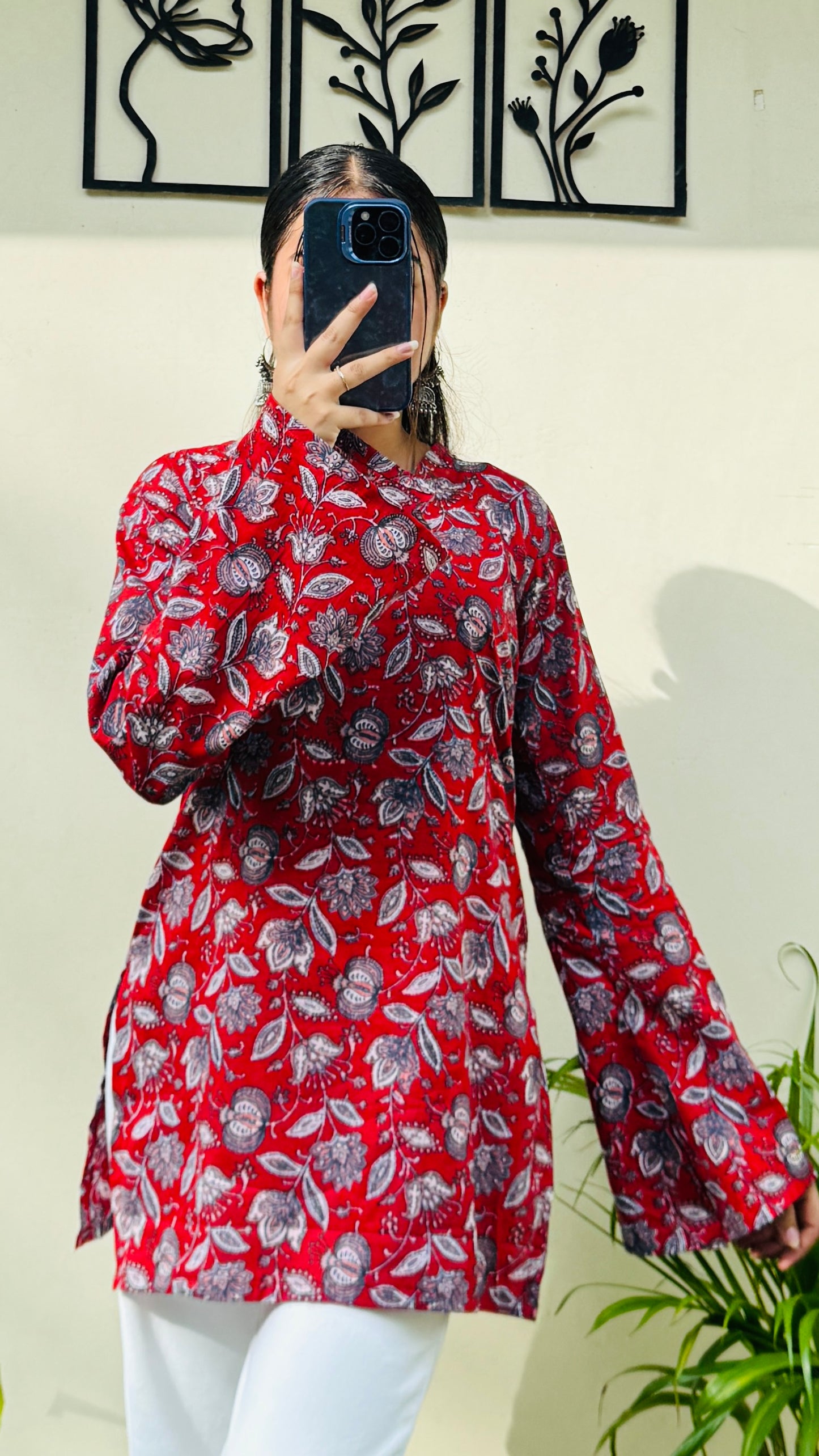 Cotton Bell Sleeve Floral Print Straight Short Kurti