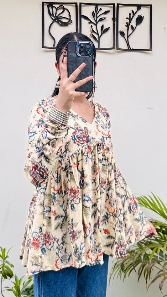 Cotton katha Cream Flared Printed Aliacut Peplum Top