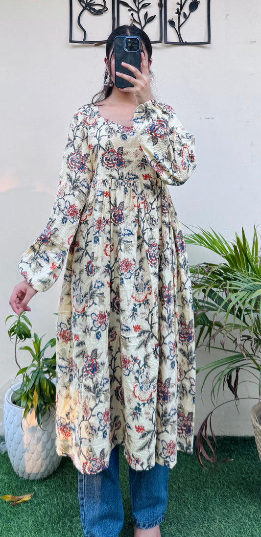 Katha Cotton Cream Balloon Sleeves Long Kurti