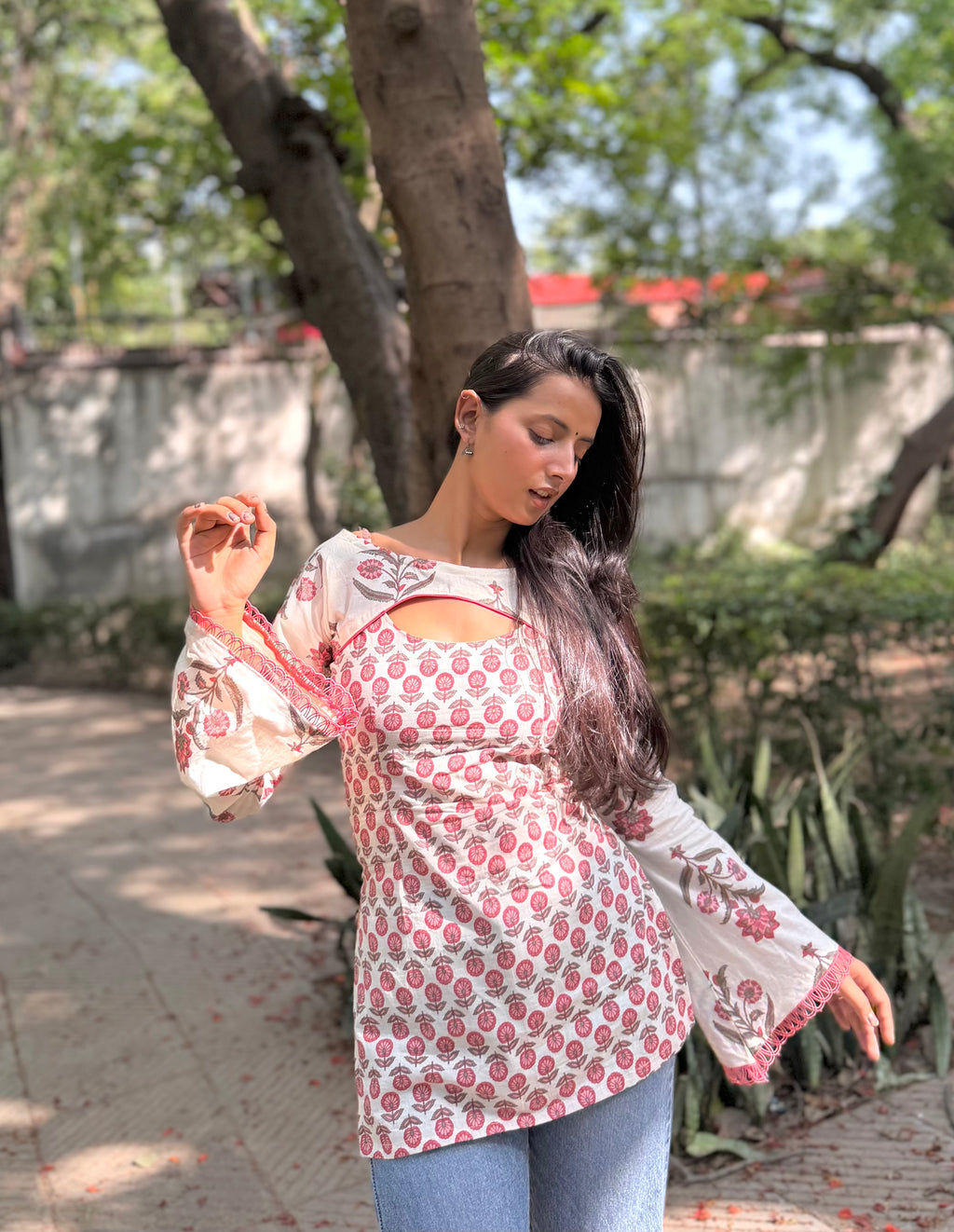 Gauri Convertible Kurti