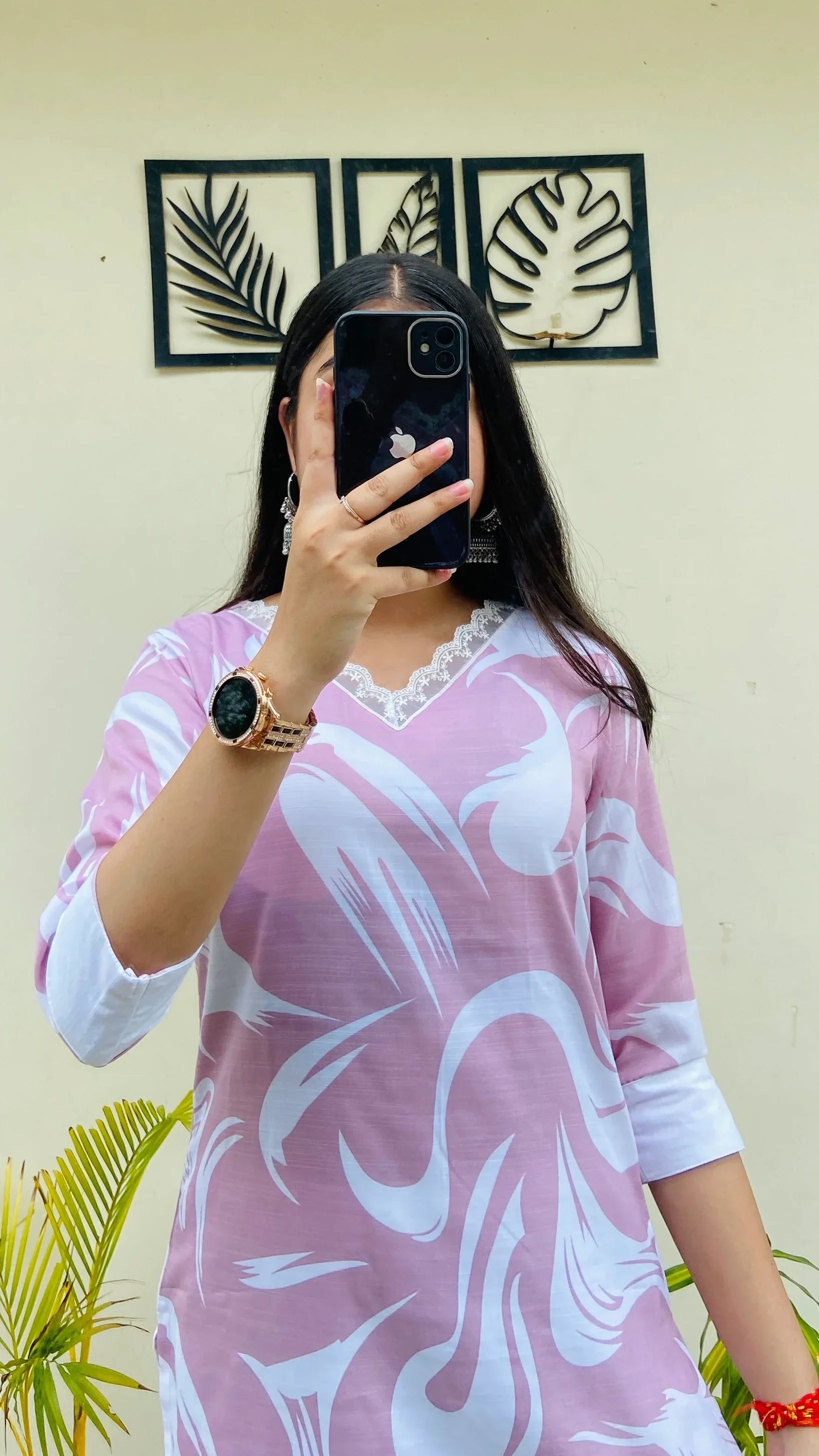 Cotton Kurti Pant Set With Neck Lace Pattern
Perfect for office - Dolled Up