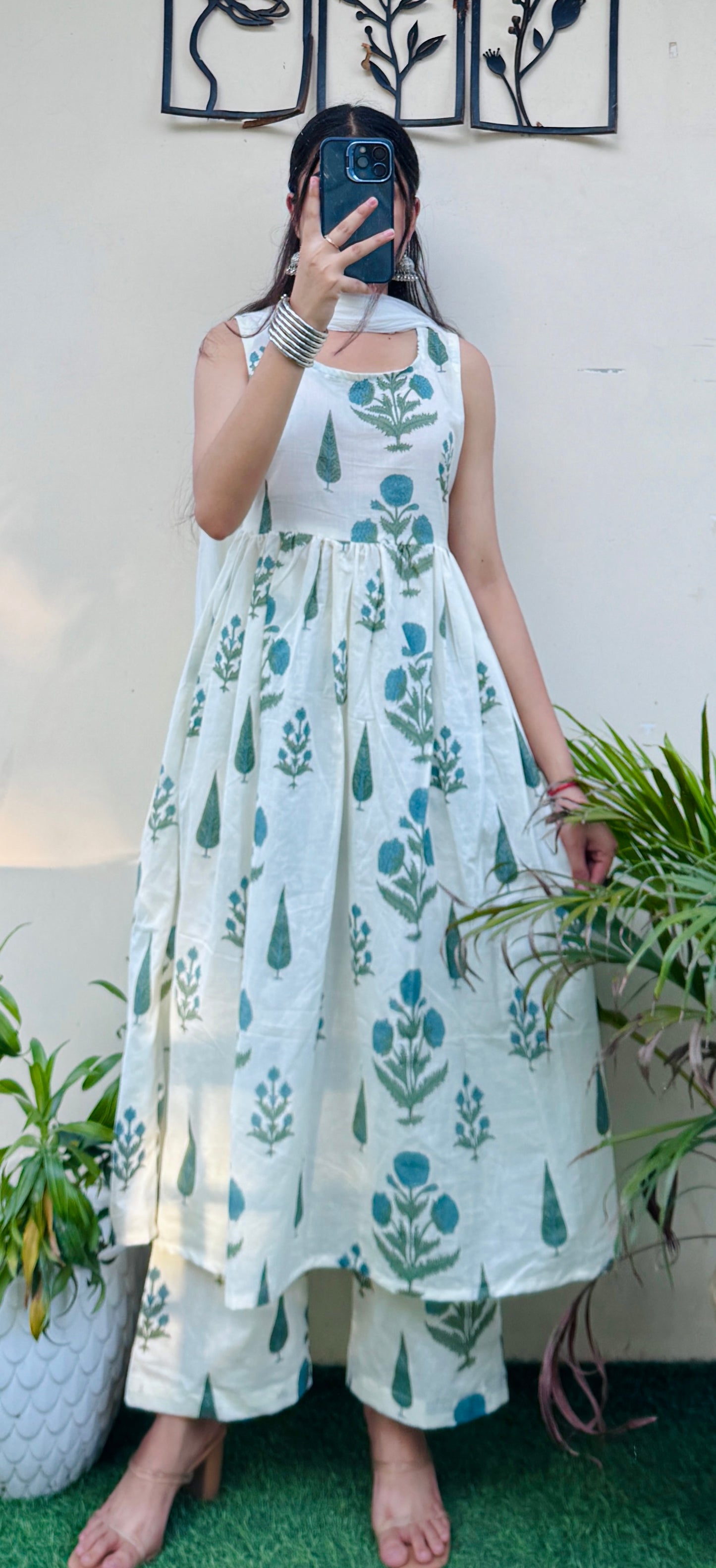 Beautiful Cotton Sleeveless Anarkali Suit Set