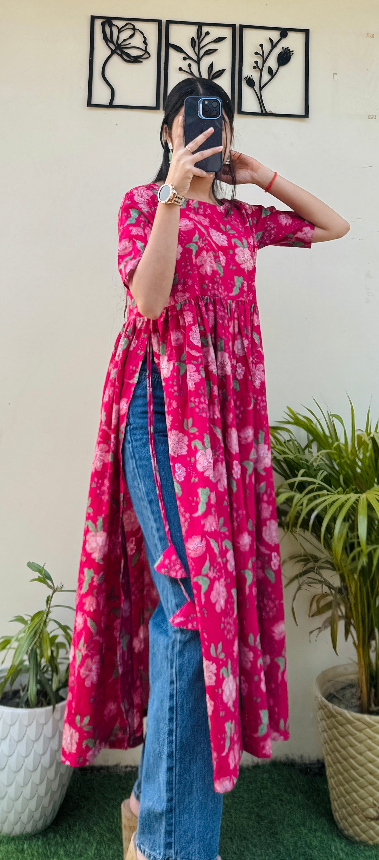 Cotton V-neck Lace Work Bellsleeves Long Kurti