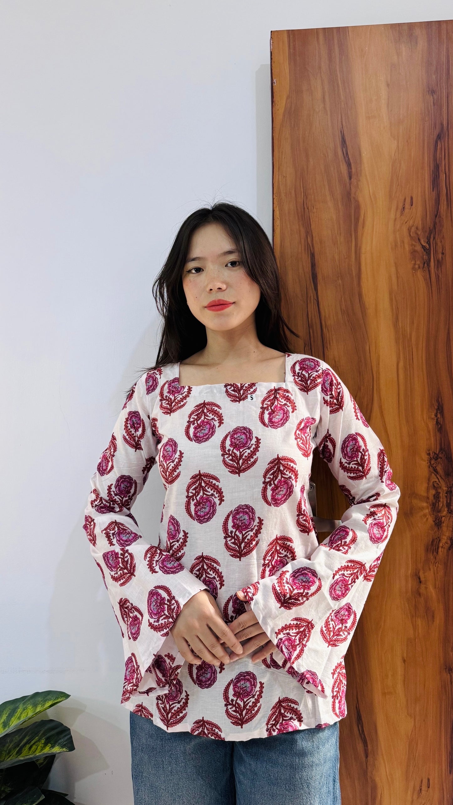 Cotton Bell Sleeves Back Crisscross design Short Kurti