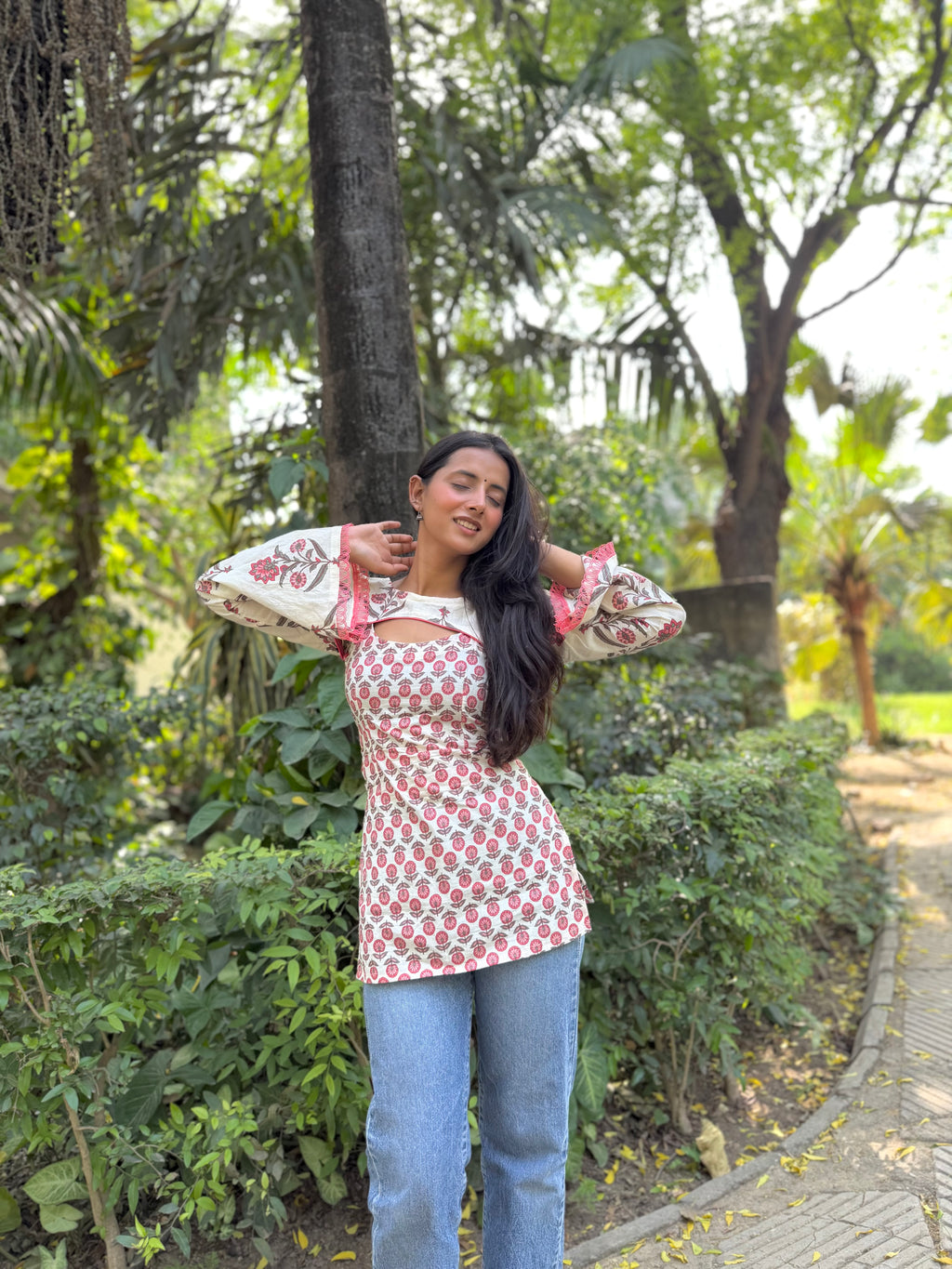 Gauri Convertible Kurti