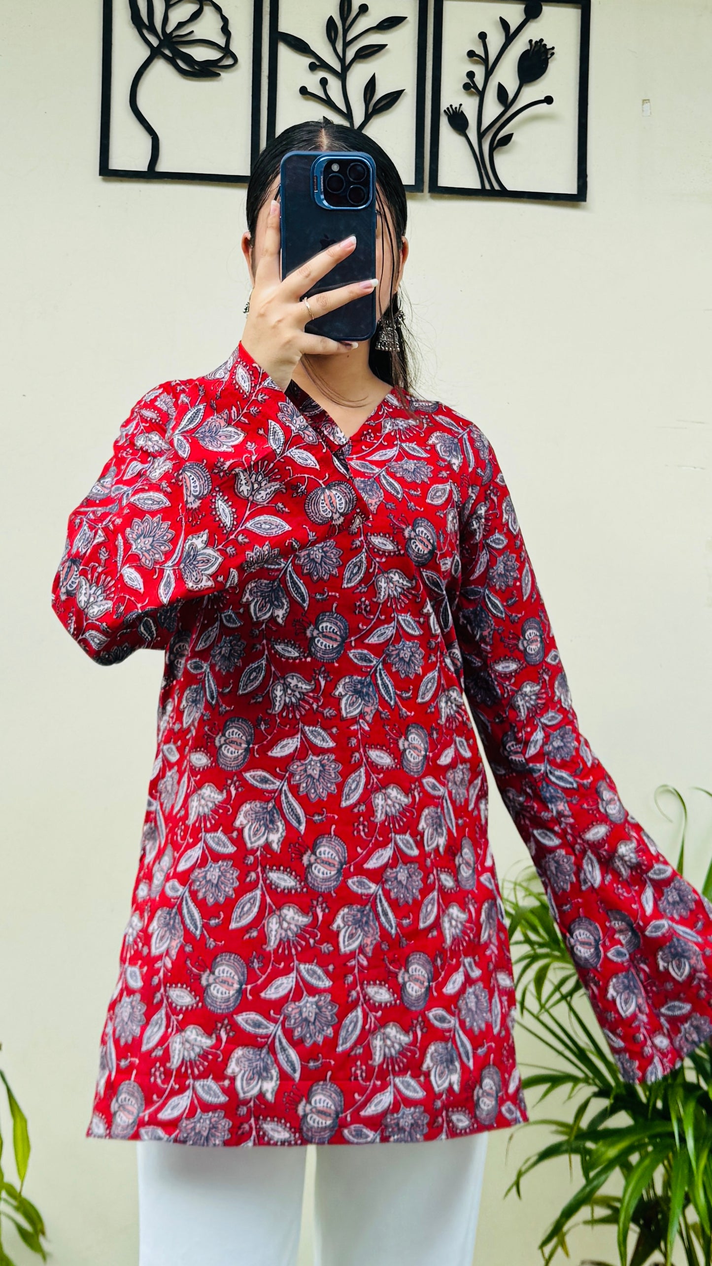 Cotton Bell Sleeve Floral Print Straight Short Kurti