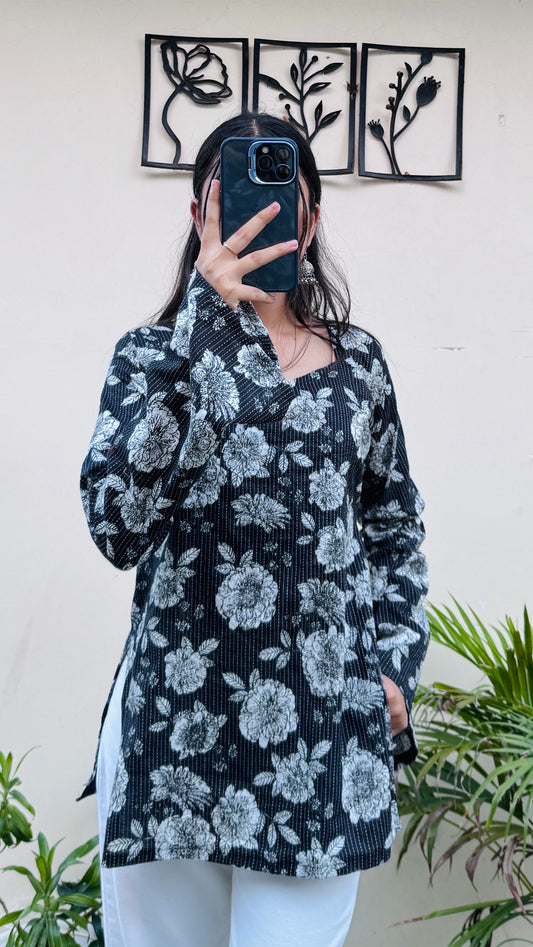 Cotton Katha Black Sweetheart Neck Bellsleeve Short Kurti