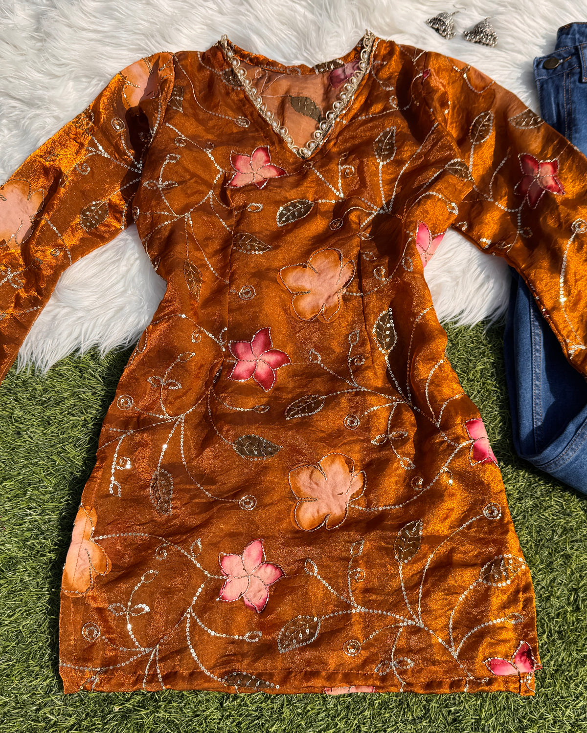 Saanvi ~ Fandy Short Kurti