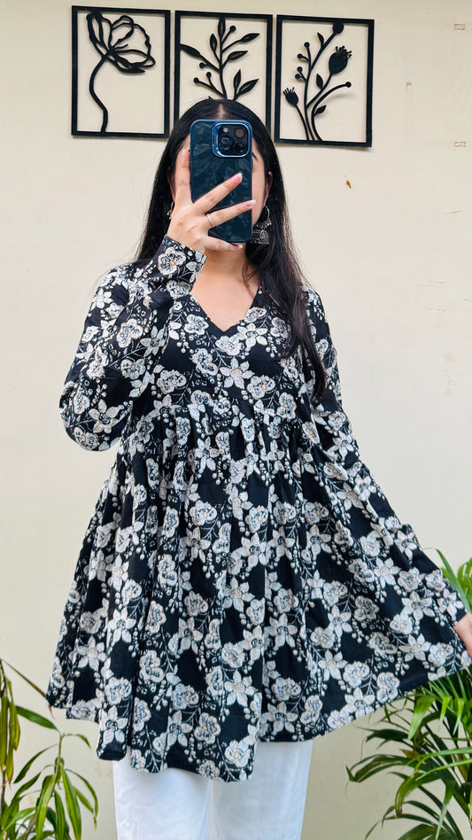 Cotton Flared Black Aliacut Printed Peplum Top