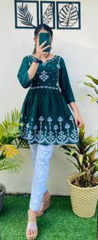 Imported Traditional Thread Embroidery Kurti Pant Set - Dolled Up