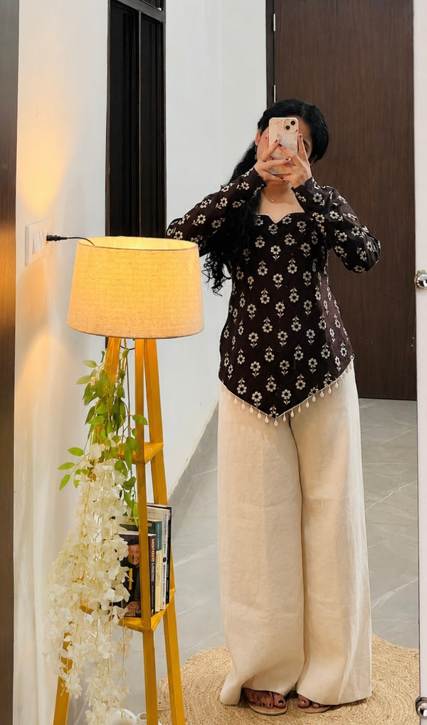 Nidhi ~ Cotton Asymmetrical Hemline Square Neck Short Kurti